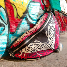 Load image into Gallery viewer, RIÑONERA AKA ROSA