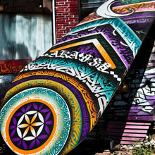 Load image into Gallery viewer, Capa sobre Capa: La Flor de la Vida en Movimiento