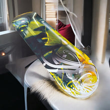 Load image into Gallery viewer, Dualidad Reflejada: Dos Caras, Un Alma